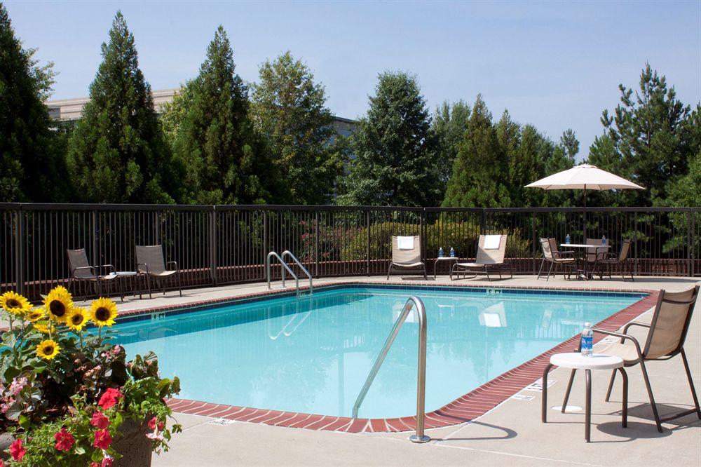 Springhill Suites By Marriott Atlanta Kennesaw Exterior foto